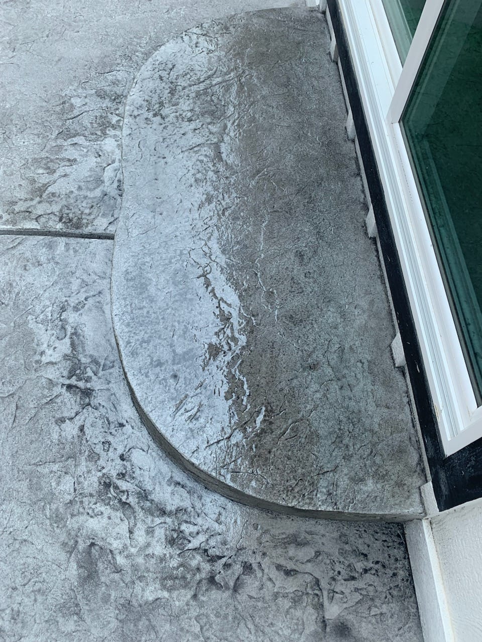 Curved Patio Design
